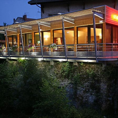 Hotel Logis Des Rives De L'Arzon à Vorey Extérieur photo