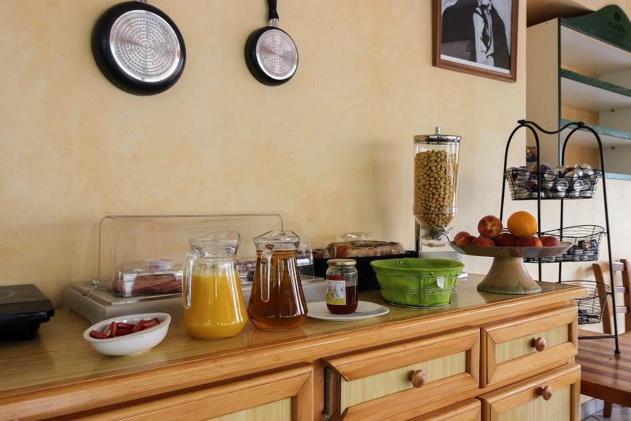 Hotel Logis Des Rives De L'Arzon à Vorey Extérieur photo